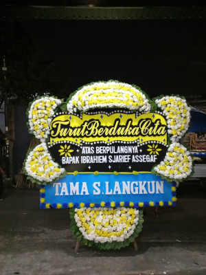 Papan Bunga Duka di Tawiri